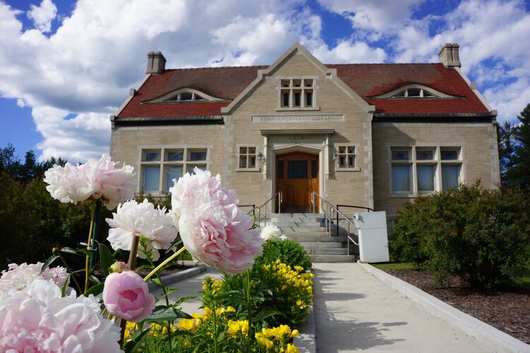 Photo of Abbie Greenleaf Library